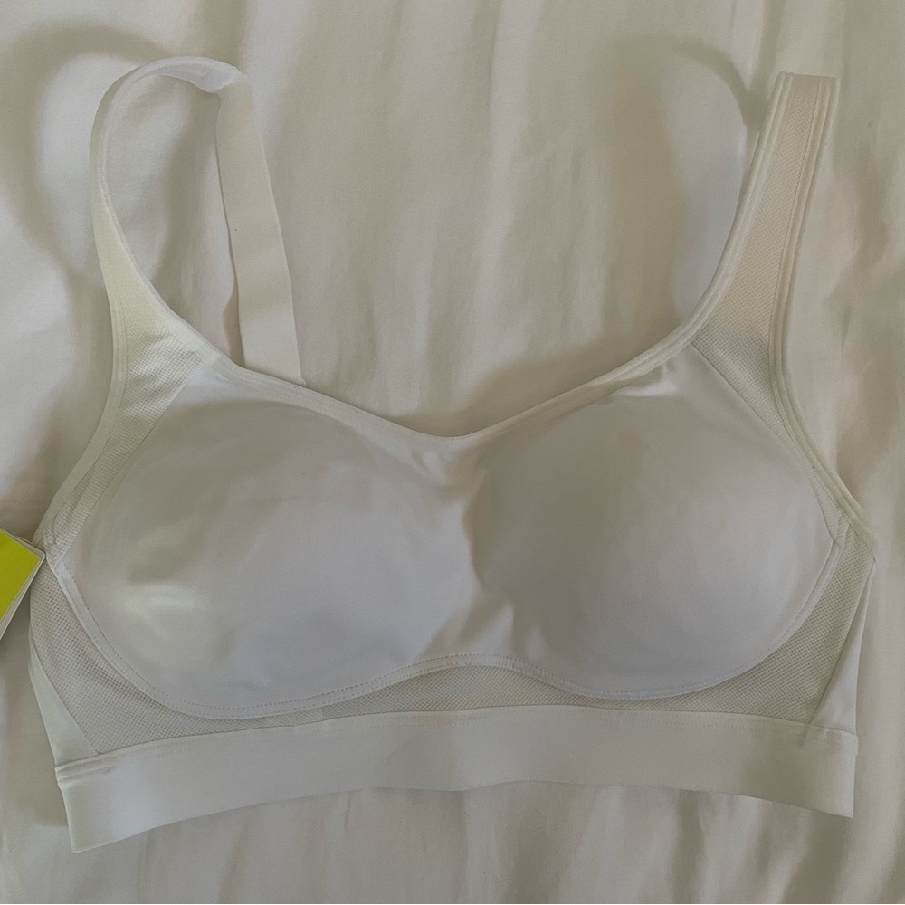 All in Motion White Sports Bra 34C